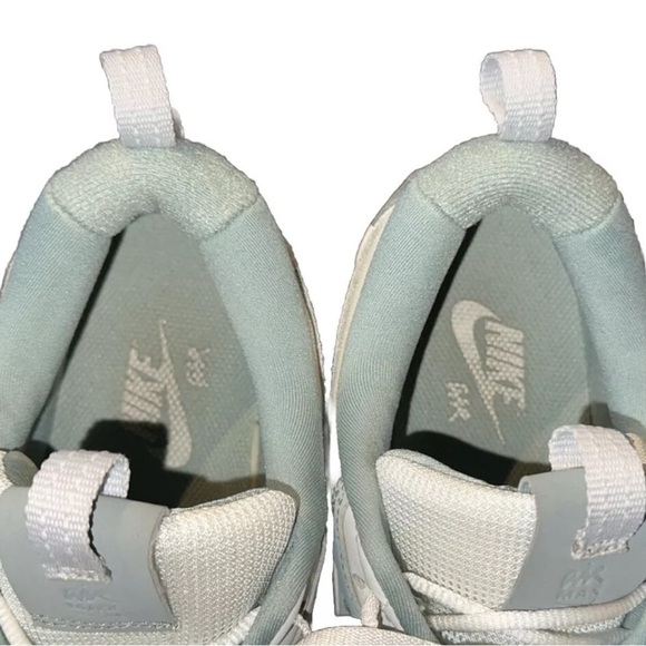 Nike Air Max 90 Futura Mint Grey Green Women's DM9922-105 Size 11 EUC - Picture 8 of 9